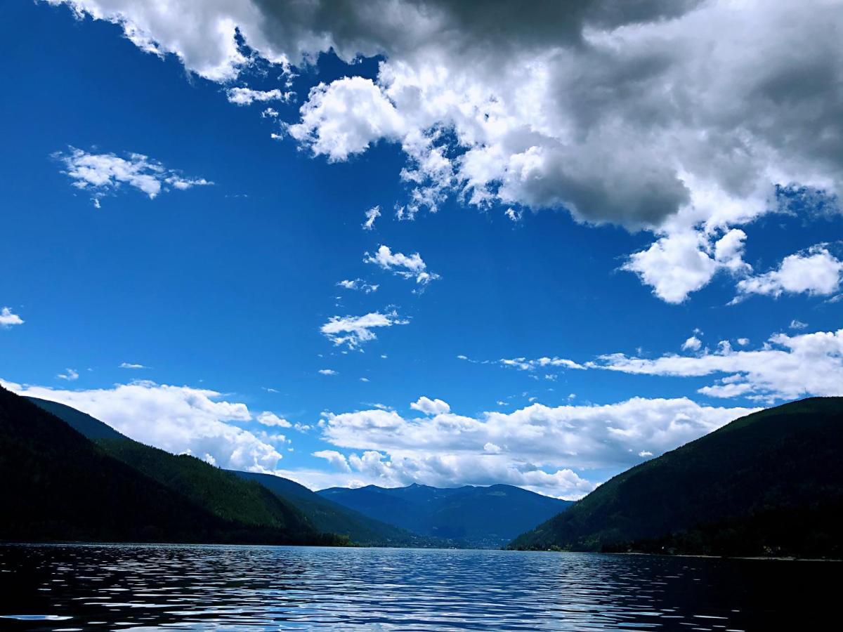 Kokanee Glacier Resort ネルソン エクステリア 写真